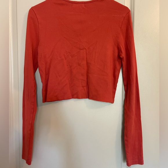 Urban Outfitters medium red cropped sweater - Picture 3 of 4